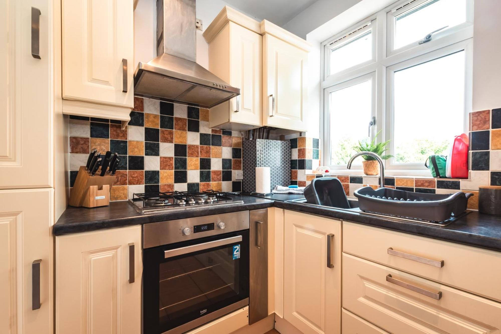 Family Gathering Bungalow Southampton Extérieur photo