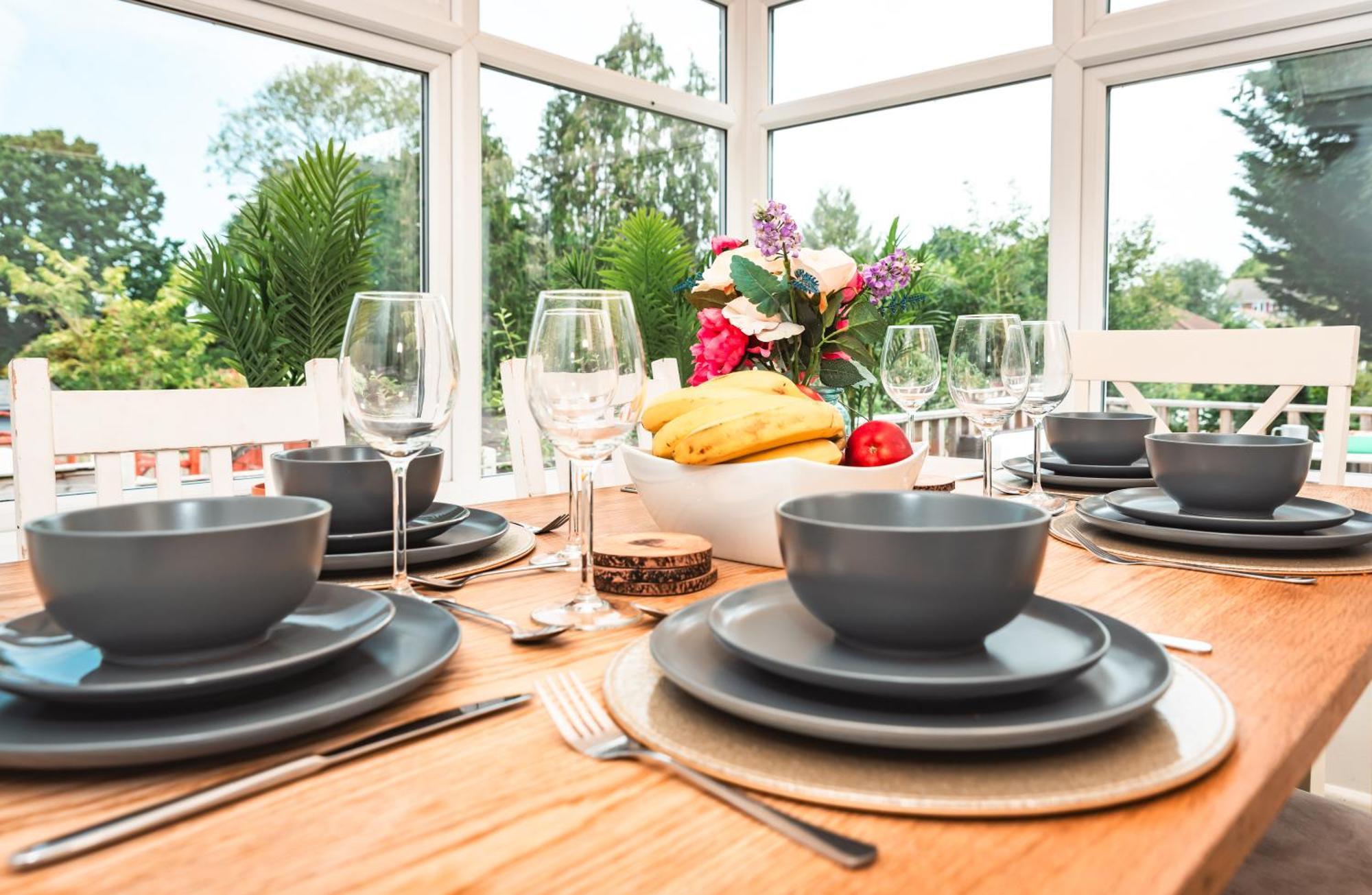 Family Gathering Bungalow Southampton Extérieur photo